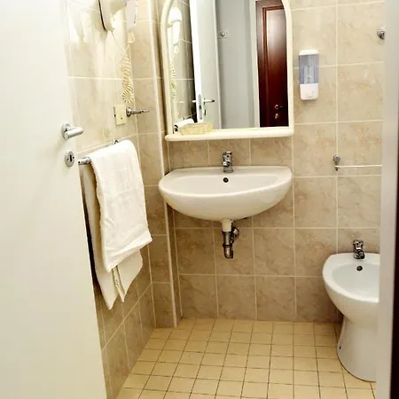 New Cirene For Two People Full Package Affittacamere Rimini